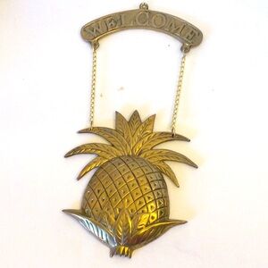 Brass Pineapple Welcome hanging sign